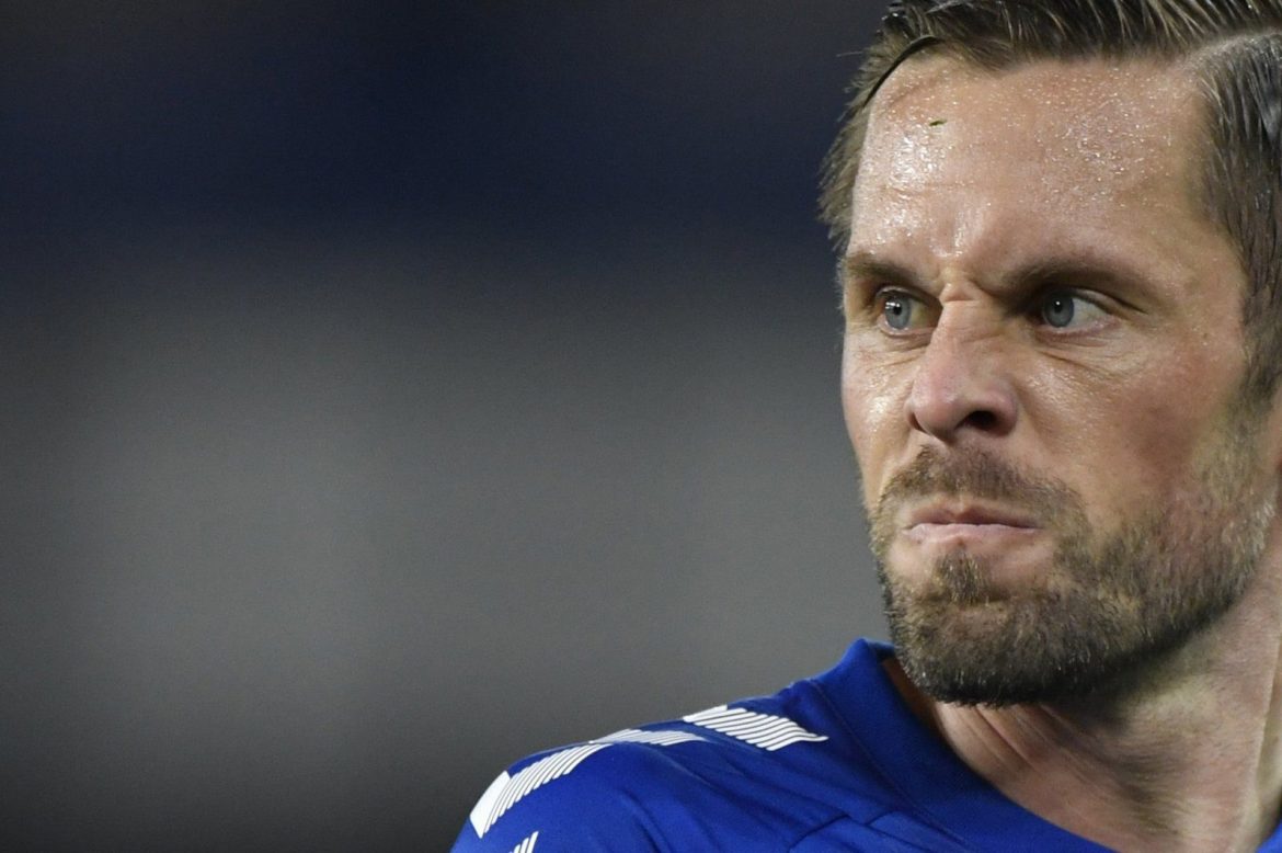 Everton: Fans discuss news about Sigurdsson