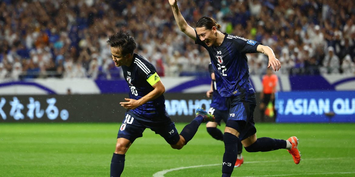 £52m winger has now told club he wants to leave as Everton submit offer